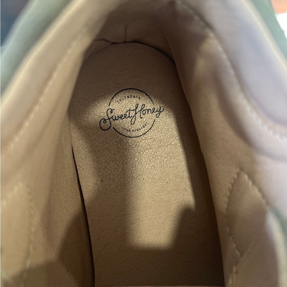 SweetHoney suede green hi top sneakers leather hook and loop big kid size 1 - Picture 9 of 10